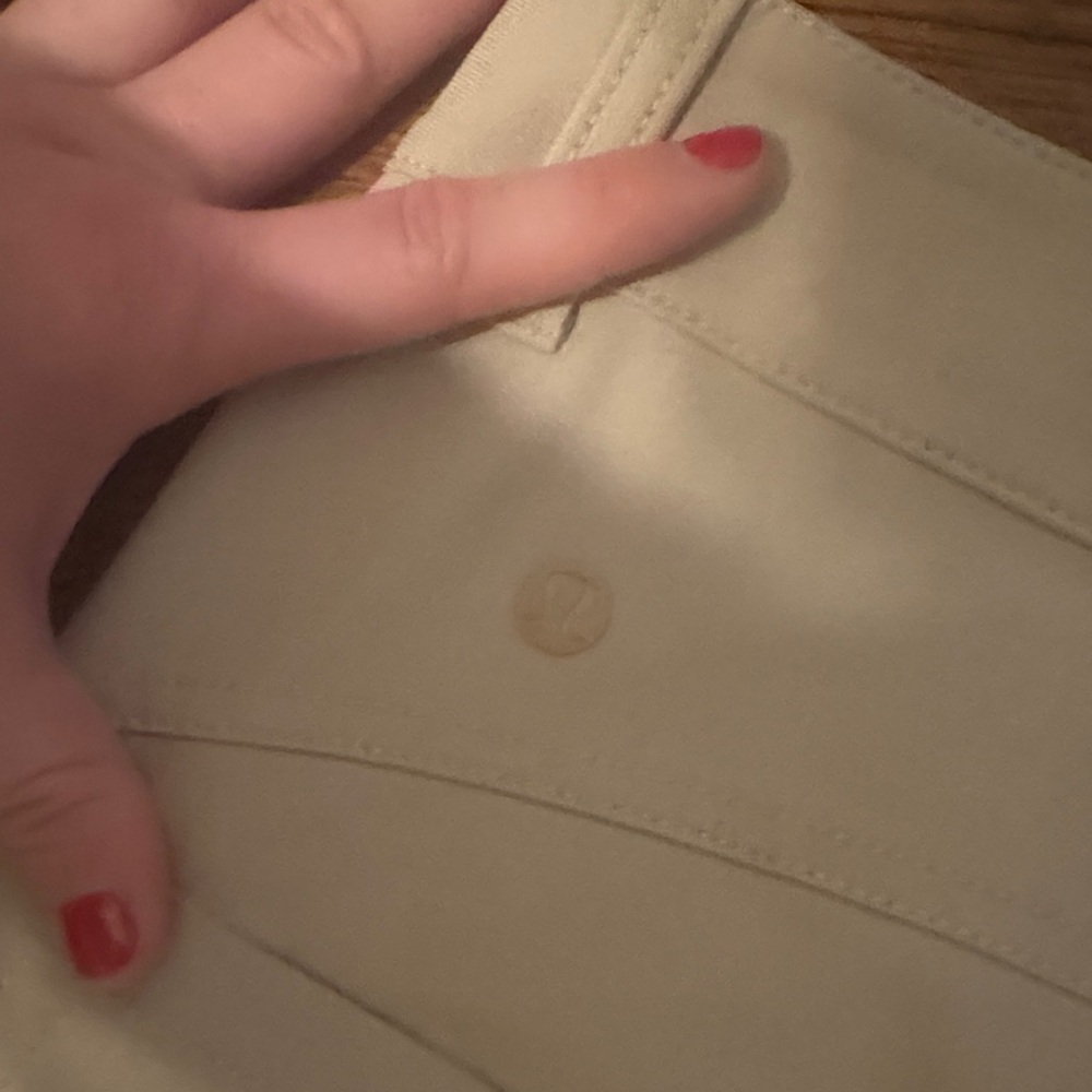 Lululemon Athletica Cream High-Waisted Pants - Picture 4 of 4